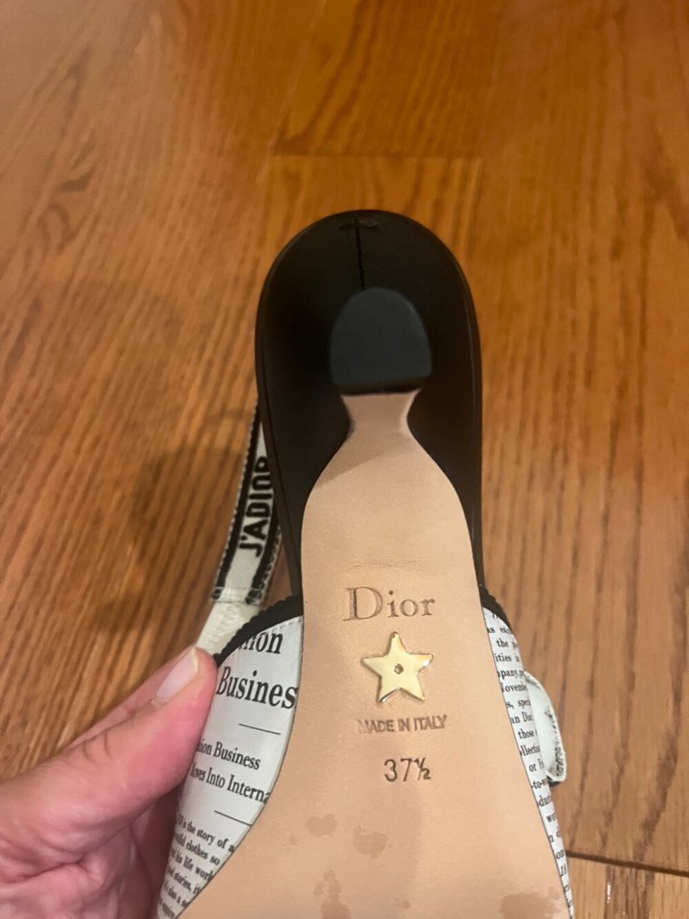 Dior Newspaper Print Shoes - Picture 5 of 6